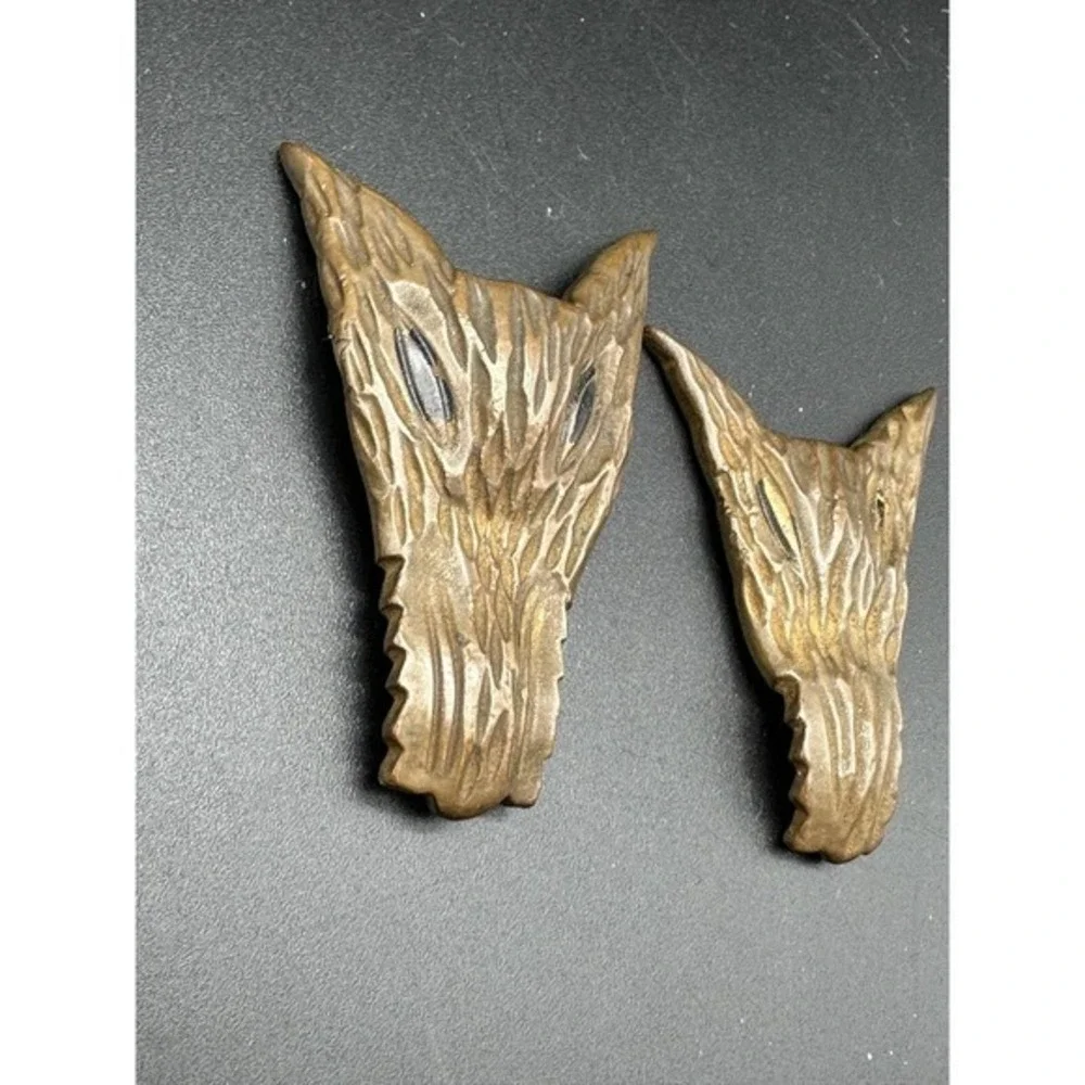 Vintage Fenrir Viking‎ Nordic Medieval Style Carved Wolf Brooch Pins